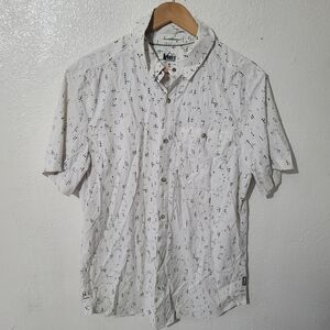 REI Men's White and Black Patterned Casual Shirt